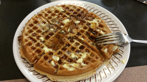 Breakfast Restaurant «Waffle House», reviews and photos, 2448 Carolina Beach Rd, Wilmington, NC 28401, USA