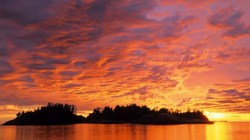 Sincail Cove at Sunset, Provincial Park, Lake Superior, Ontario, Canada.jpg
