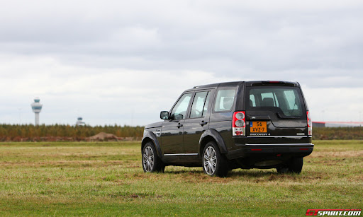 road-test-2012-land-rover-discovery-4-hse-luxury-pack-012