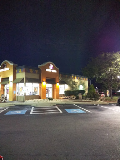 Mexican Restaurant «Taco Bell», reviews and photos, 500 Commerce Blvd, Fairless Hills, PA 19030, USA