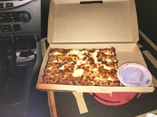Pizza Restaurant «Pizza Hut», reviews and photos, 2929 N Galloway Ave, Mesquite, TX 75150, USA