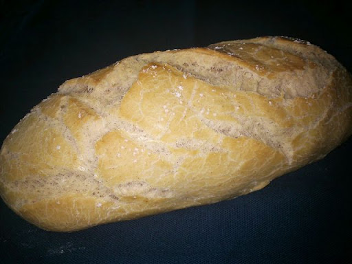 Pan blanco casero en Hogazas de pan blanco casero
