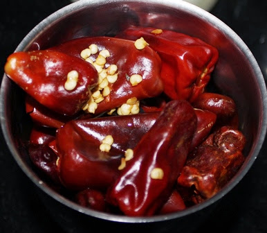 Schezwan Sauce Recipe | Spicy Chinese Sichuan Sauce in Microwave