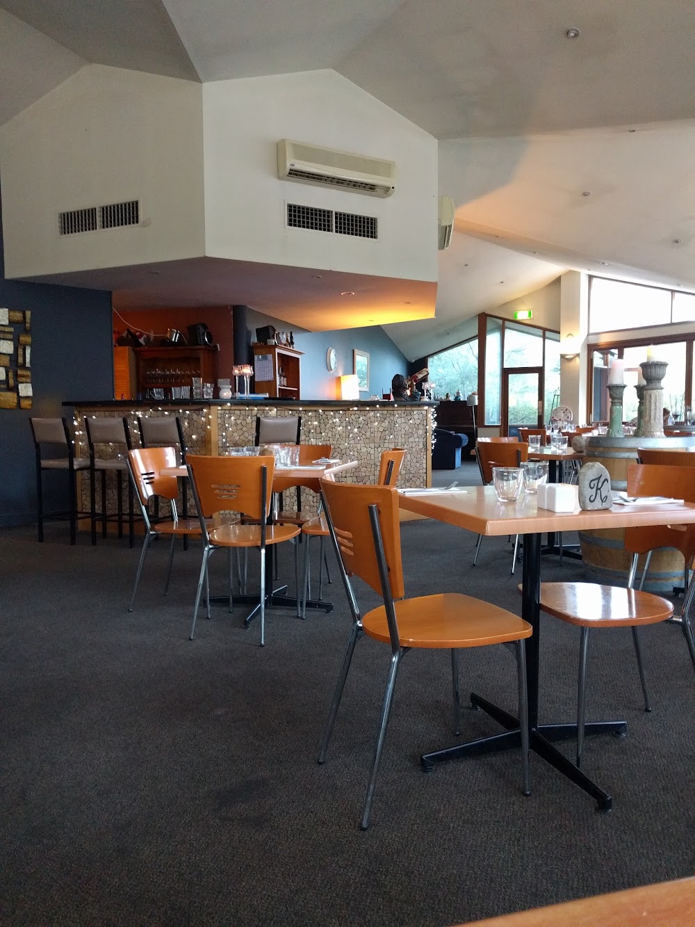 Halls gap. Кафе в Австралии. Рестораны Австралии. Виктори холс отель Екат.