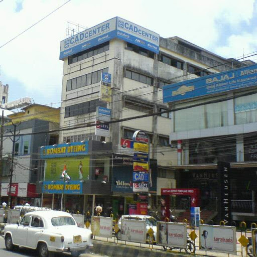 Kottayam District Co-operative Bank, P.B.No. 140, District Bank building, Central Jn, Kottayam, Kerala 686001, India, Financial_Institution, state KL