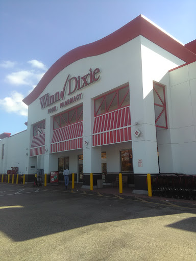 Liquor Store «Winn-Dixie Wine & Spirits», reviews and photos, 5696 Bayshore Rd, Fort Myers, FL 33917, USA