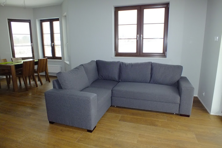 sofa1.JPG