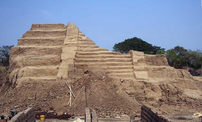 Les plus grandes pyramides dans le monde (PHOTOS) Mexique+-+Pyramide+de+La+Joya+de+San+Mart%C3%ADn+Doodle