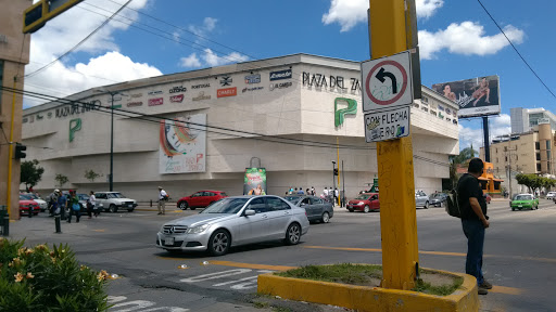 Plaza del Zapato, Blvd. Adolfo López Mateos 1601, Los Gavilanes, 37270 León, Gto., México, Centro comercial outlet | GTO