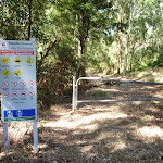 Locked gate and Blackbutt Reserve sign near Lookout Road (400552)