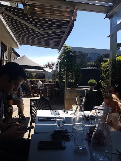 Photos of No.4 Bar and Restaurant