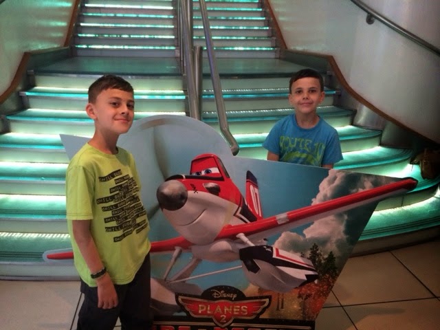 Disney - Planes 2  Fire and Rescue - Review