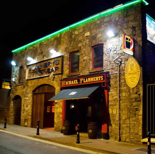Flannerys Bar Limerick logo