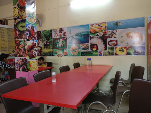 Teekoy Kerala Family Restaurant, 25/A, Opp. Max-City Hospital, Hauz Rani, Saket, New Delhi, Delhi 110017, India, Family_Restaurant, state DL