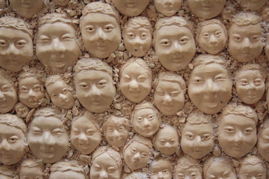 Окна, ставни, витражи, двери и ворота (фото)