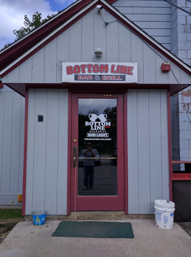 Bar & Grill «Bottom Line Bar & Grill», reviews and photos, 415 Palmer Ave, Warwick, RI 02889, USA