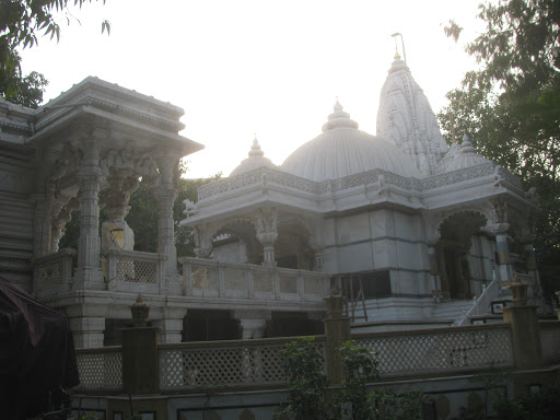 Lalbunglow Jain Temple, Athwalines, KrishnaKunj Society, Subhash Nagar, Athwa, Surat, Gujarat 395007, India, Place_of_Worship, state GJ