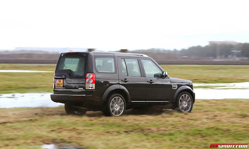 road-test-2012-land-rover-discovery-4-hse-luxury-pack-020