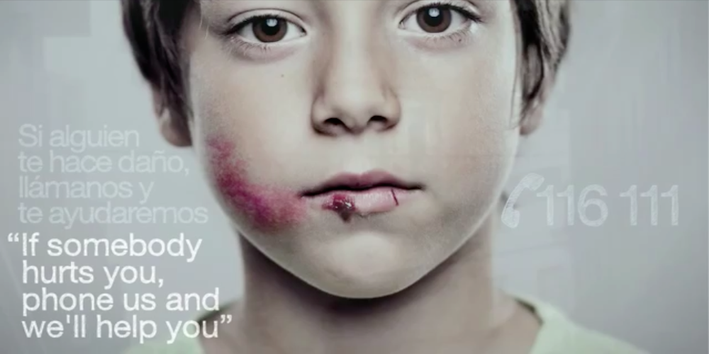 ＊身高視差只有孩童才看見的求救訊息：ANAR Foundation 西班牙家暴廣告！ 1