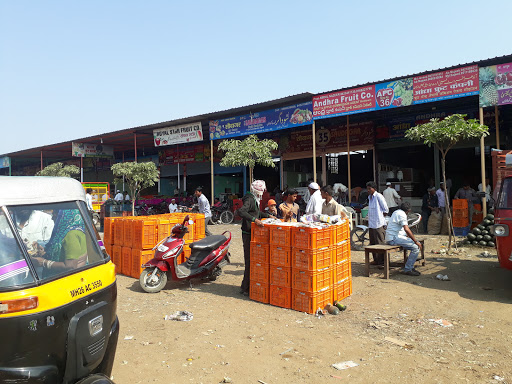 Kisan Fruit Market, Maltekri Rd, Hyder Bagh, Dashmesh Nagar, Deglour Naka, Nanded, Maharashtra 431601, India, Fruit_and_Vegetable_Store, state MH