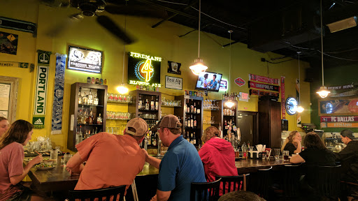 Bar «The Crafthouse Gastropub», reviews and photos, 3131 34th St, Lubbock, TX 79410, USA