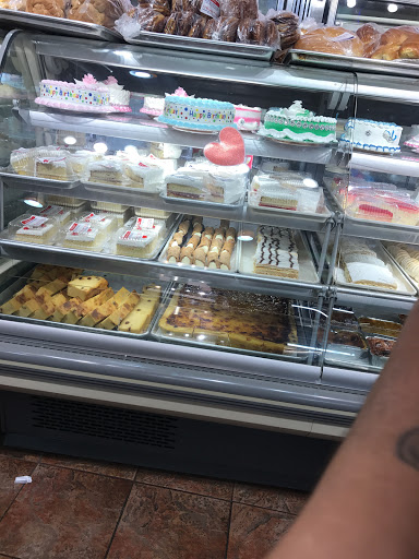 Bakery «Floridita Bakery Inc», reviews and photos, 4187 Broadway, New York, NY 10033, USA