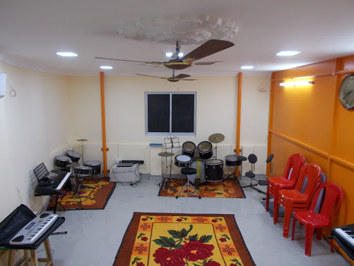 Thrinethralaya Music and Dance Academy, NO: 5, Gangai Amman Koil Street, Nemilichery, Chromepet, Chennai, Tamil Nadu 600044, India, Drums_Instructor, state TN