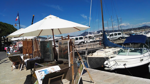 Le Papagayo