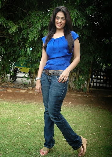 Anjana Sukhani Photos