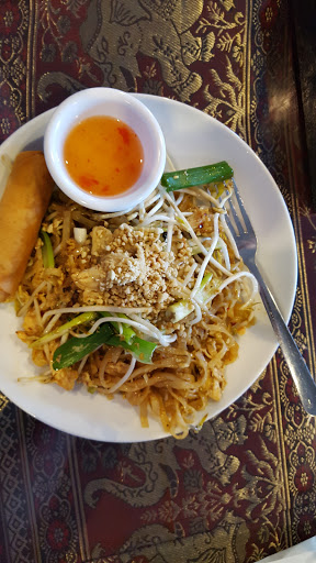 Restaurant «Thai Saree», reviews and photos, 163 Eglin Pkwy NE, Fort Walton Beach, FL 32548, USA