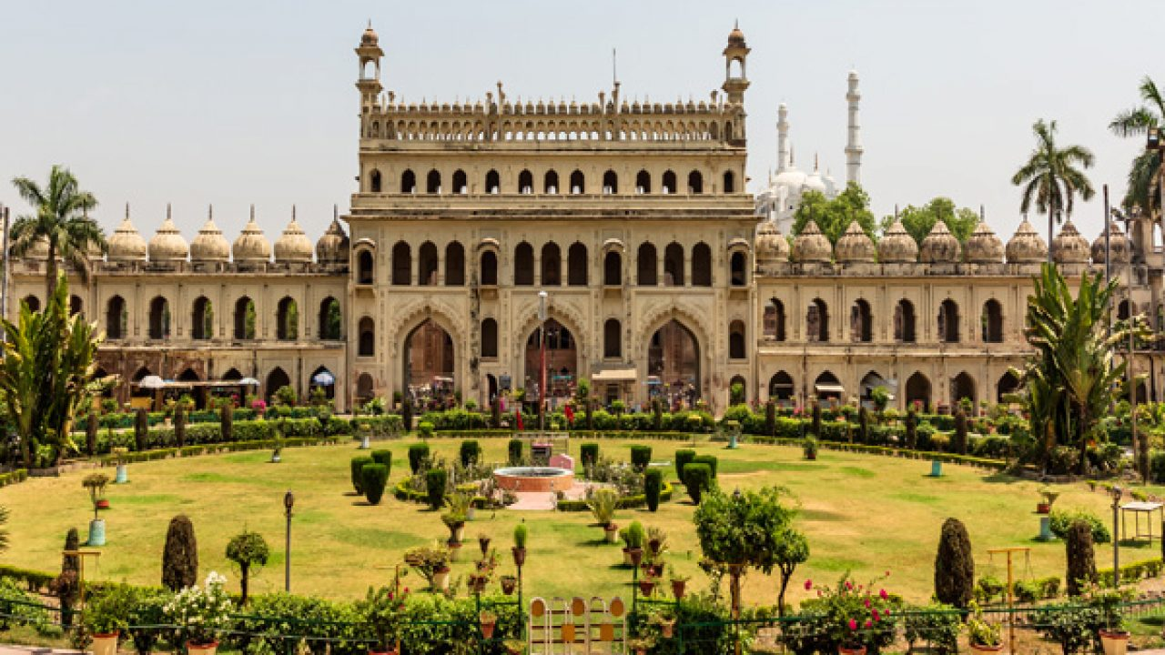 Bara Imambara top 5 places to visit in Lucknow