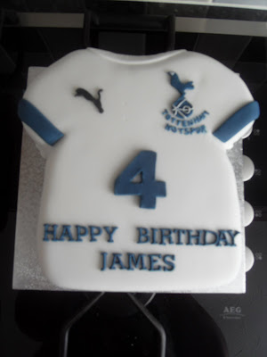 spurs shirt cake
