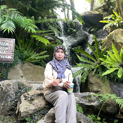 Writer: herma fedy