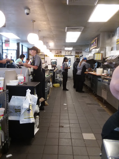 Breakfast Restaurant «Waffle House», reviews and photos, 7070 Gulf Blvd, St Pete Beach, FL 33706, USA