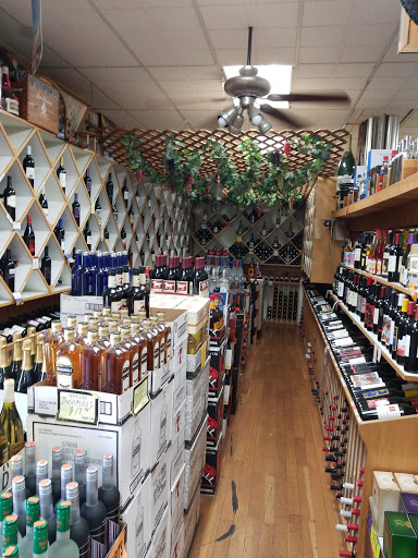 Liquor Store «Last chance liquor & deli», reviews and photos, 320 E Branch St, Arroyo Grande, CA 93420, USA