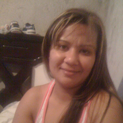 Leandra Cruz