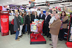 Foram entregues 60 “carrinhos de compras”