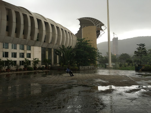 Dr.D Y Patil Sports Academy