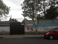Escuela Ángel Polivio Chavez