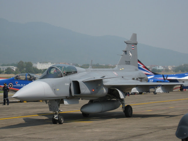 AirShow3.JPG