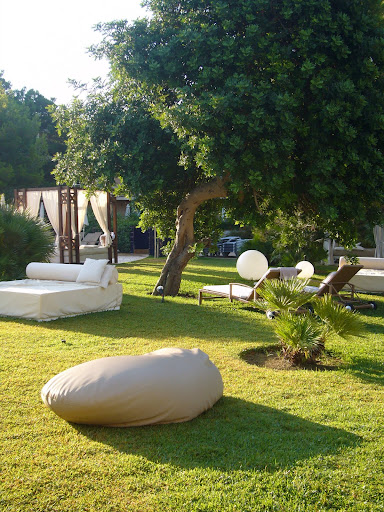 jardines del vanity suites de cala mesquida