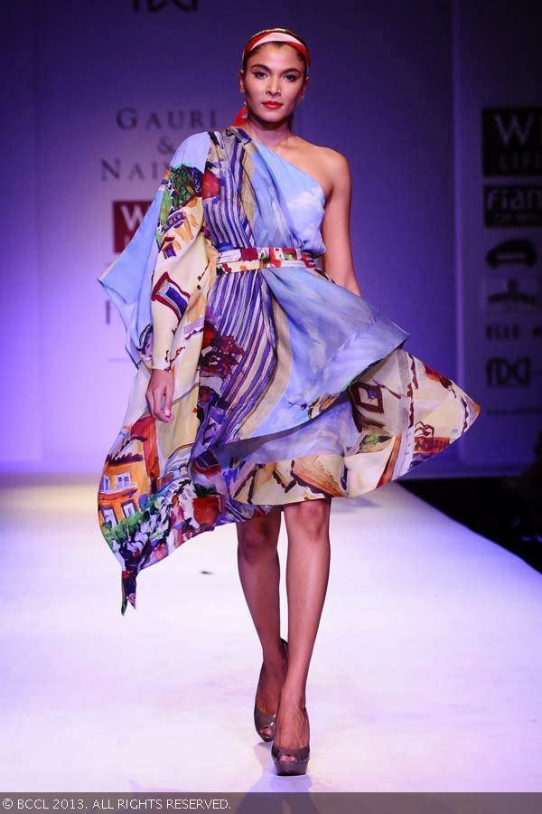 Hemangi showcases a creation by fashion designers Gauri and Nainika on Day 1 of Wills Lifestyle India Fashion Week (WIFW) Spring/Summer 2014, held in Delhi.