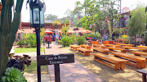 Fiesta De Reyes in Old Town San Diego, with events like Folklorico Dancing M T 5:30-9 Sat Sun 11:30-2:30, Live Music every Thu Fri and Sat night, and Mariachi. These benches are right across from the stage which is hidden by the cactus on the left...