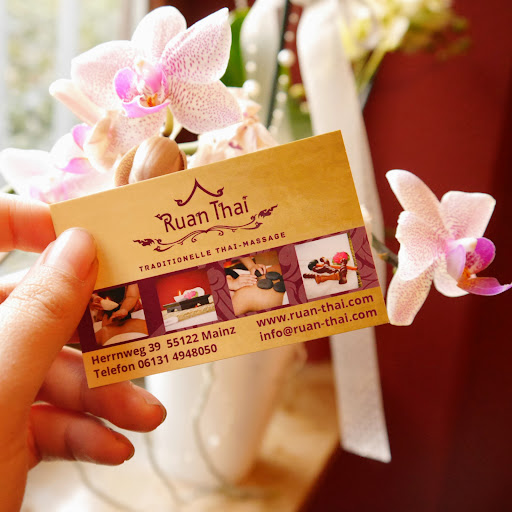 Ruan Thai Traditionelle Thai-Massage logo