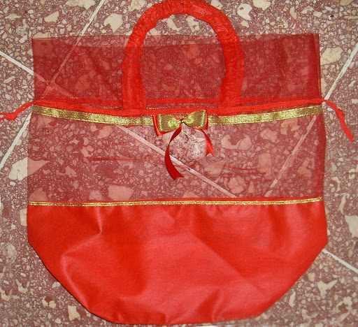 Tas souvenir kombinasi tile