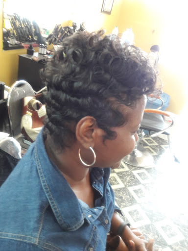 Beauty Salon «Remix A Hair & Nail Studio», reviews and photos, 374 W Evans St, Florence, SC 29501, USA