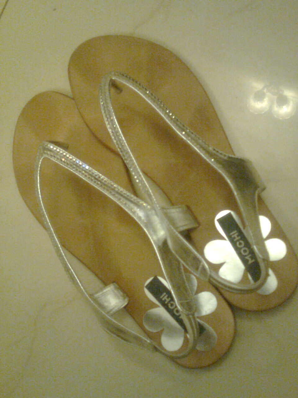 Utopia A Fabulous Piece Of News Calcutta Chronicles And An Yes That Measly Pair Of Shoes Was What They Fought Over And All Because Mum Thought Nutty Bought One For The Two While I Pairs A