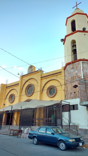 Parroquía de Nuestra Señora de Loreto, Santa María 95, Centro, 98600 Guadalupe, Zac., México, Iglesia católica | CHIH