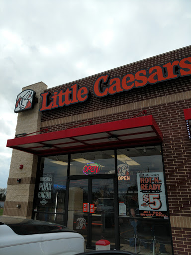 Pizza Restaurant «Little Caesars Pizza», reviews and photos, 3701 Pioneer Rd, Balch Springs, TX 75180, USA