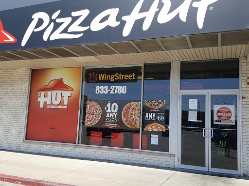 Pizza Restaurant «Pizza Hut», reviews and photos, 428 N Wolf Creek St, Brookville, OH 45309, USA